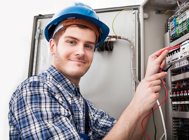 Elektro-Installationen